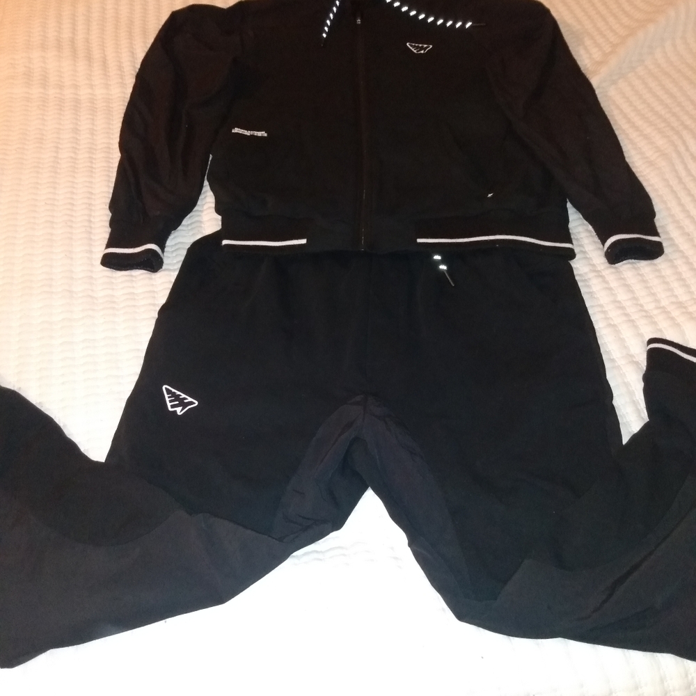 Men's Official PAPER PLANES sweatsuit size m